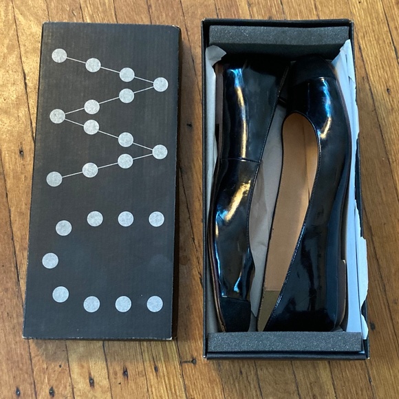 Marais USA Patent Ballet Flats with Suede Tips 10 - Picture 3 of 9